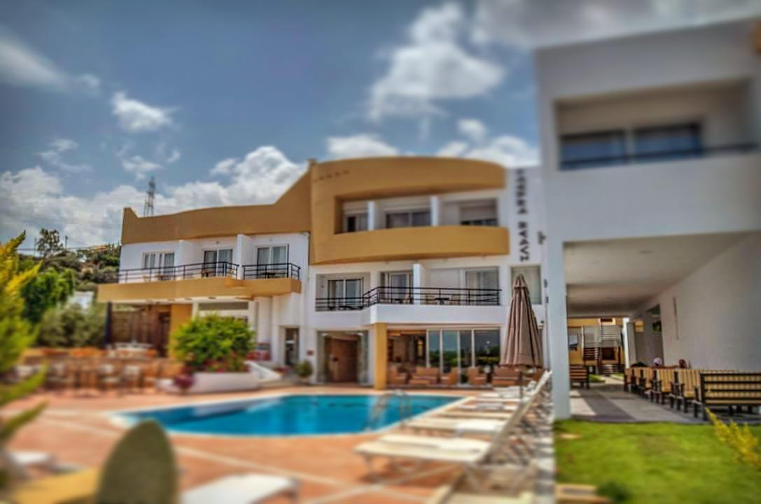 dal travel Faedra Beach