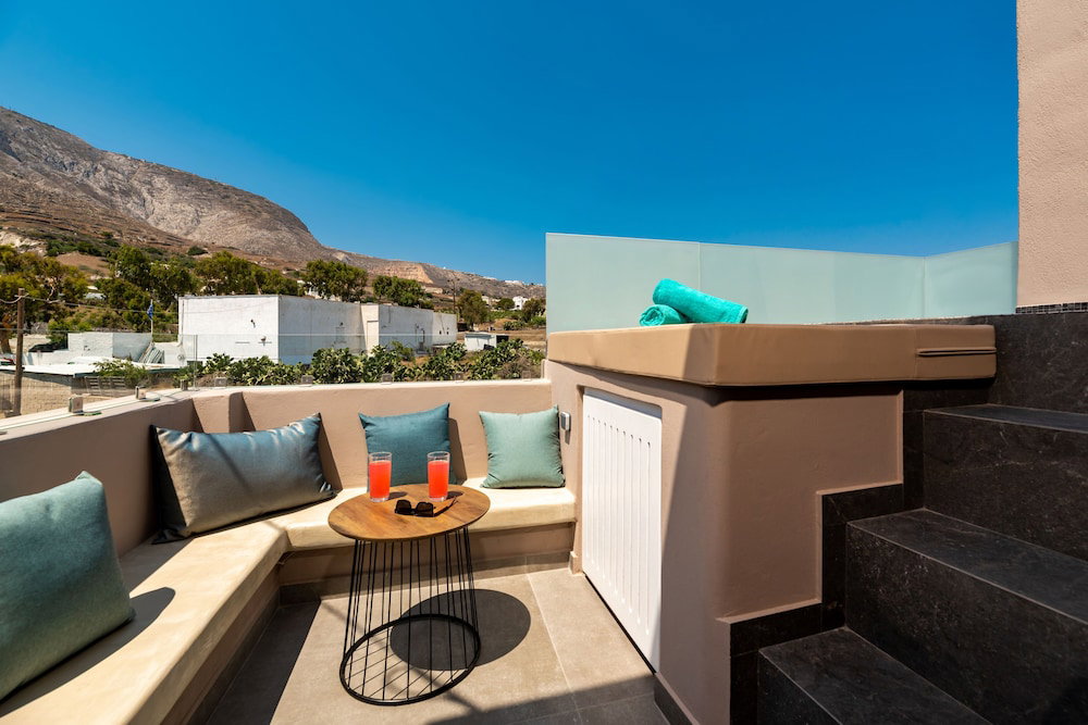 The Penthouse Santorini