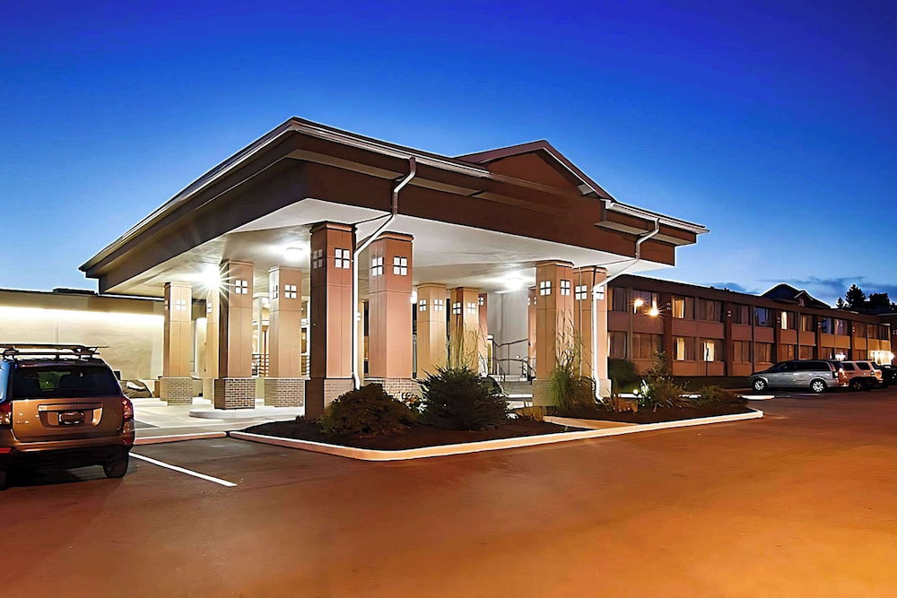 Hotel Quality Inn & Suites Syracuse - Carrier Circle