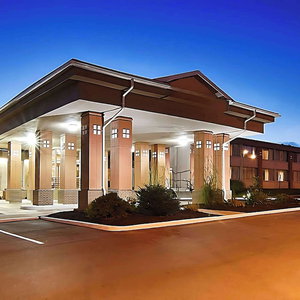 Hotel Quality Inn & Suites Syracuse - Carrier Circle cazare East Syracuse