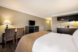 Hotel Suburban Studios Syracuse Fairgrounds cazare Syracuse