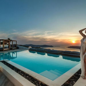 Sejur Amaze Suites vacanta Santorini