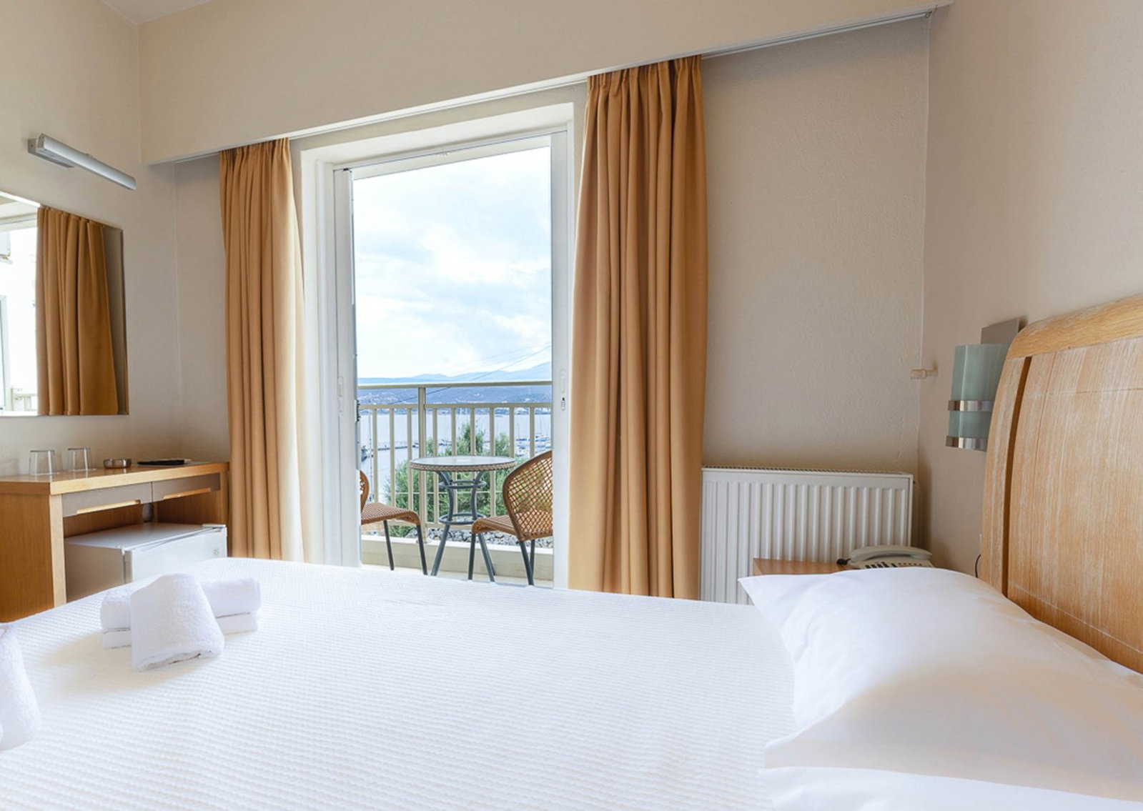 dal travel Kitro Beach Hotel