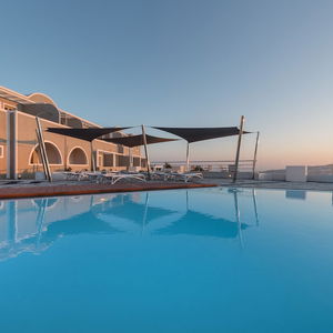 Hotel Caldera'S Dolphin Suites cazare Santorini