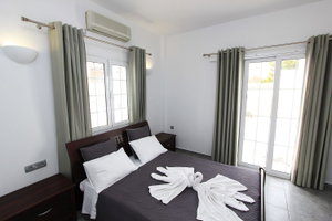 Hotel Santorini Camping Rooms cazare Santorini
