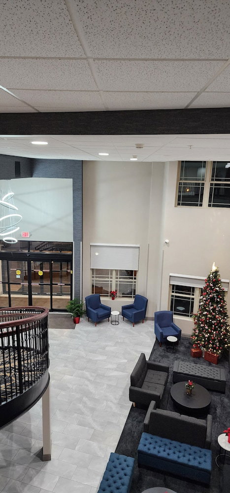 La Quinta Inn & Suites By Wyndham Lake George