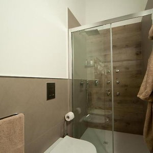 Hotel Sotrani cazare Trani