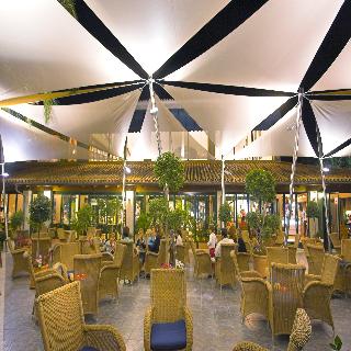 Royal Son Bou Family Club