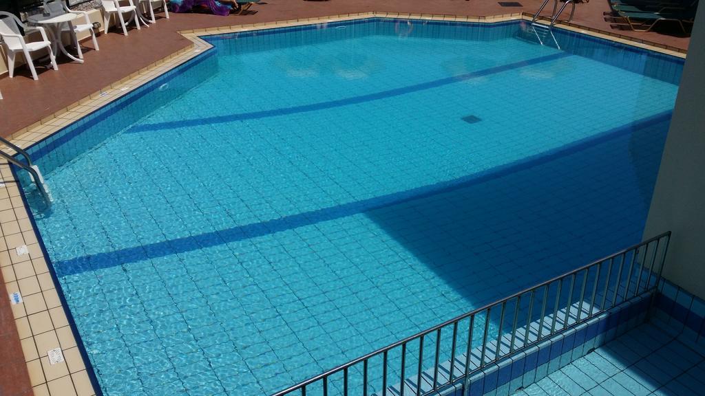 dal travel Theos Village