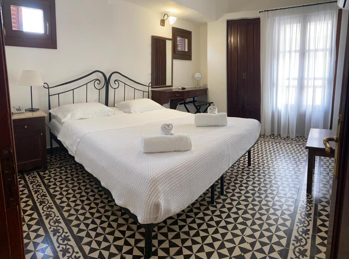 dal travel Palazzo Arhontiko
