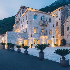 Hotel Heritage Grand Perast cazare Kotor