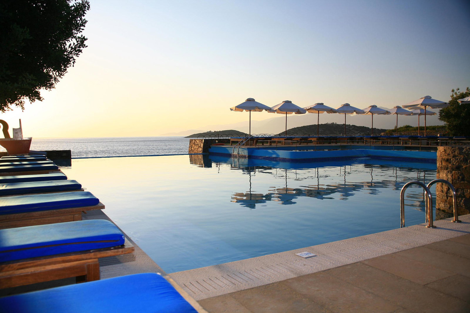 dal travel St. Nicolas Bay Resort Hotel & Villas