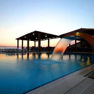 Hotel Apartments Grand cazare Becici