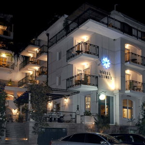 Hotel Hotel Azimut cazare Becici