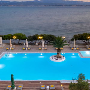 Hotel Negroponte Resort cazare Eretria
