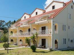 Hotel Albouro Seafront Apartments