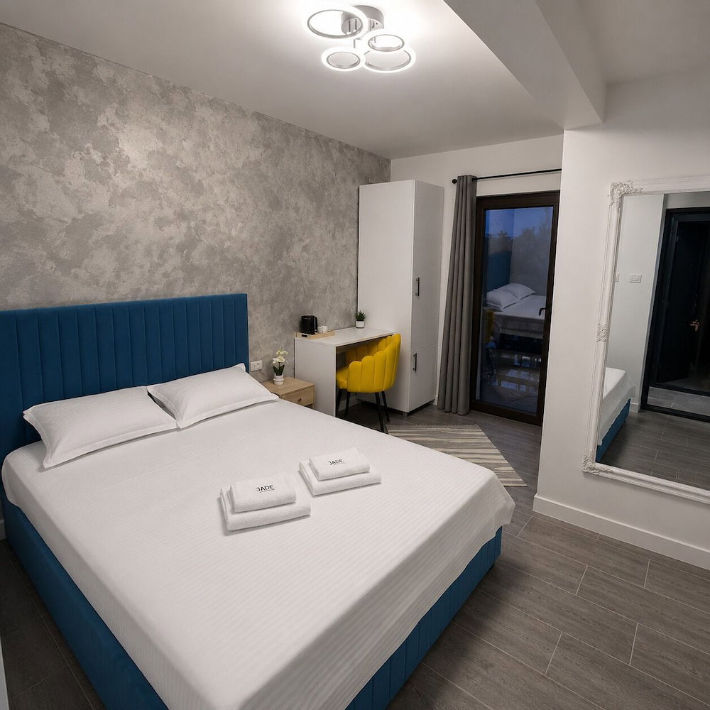 Hotel Good Mood Pool & Smart Rooms
