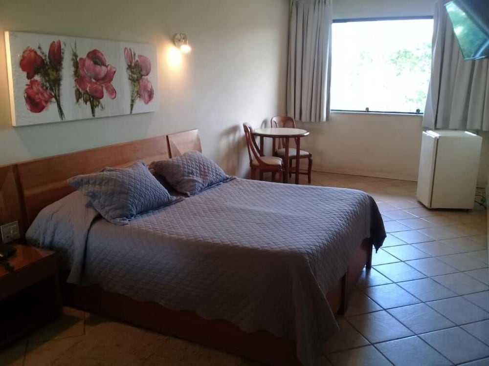 Hotel Hotel Dominguez Master Ltda.