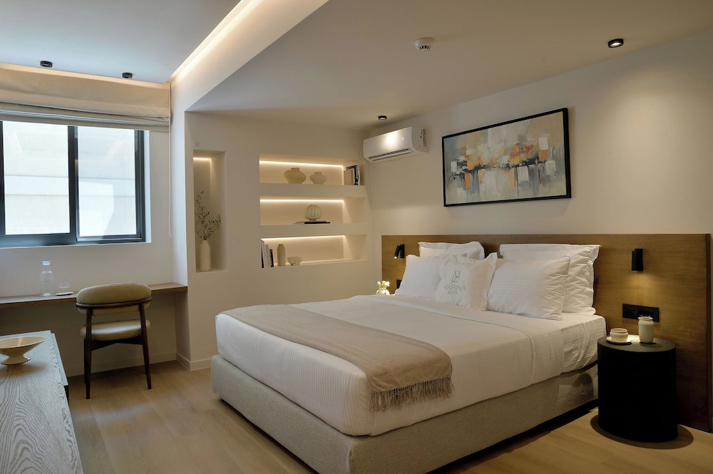 Marina Suites Athenian Riviera