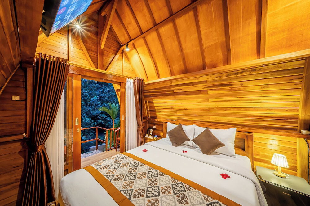 Hotel Oemah Ubud - Waterfall