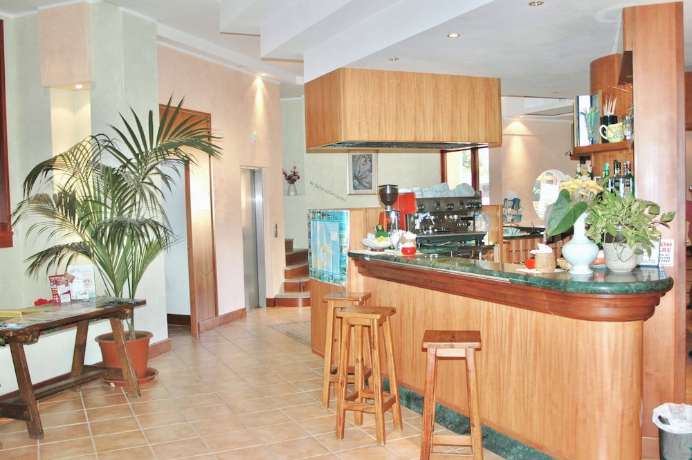 Hotel In Palau Just 600 Mt From The Sea