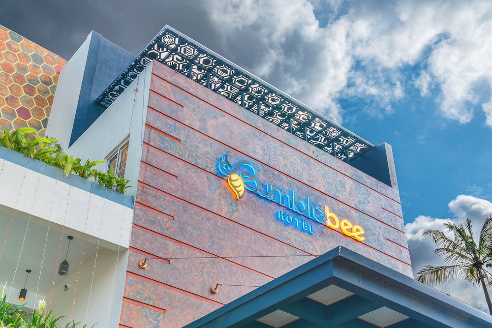Hotel Bumblebee Hotel