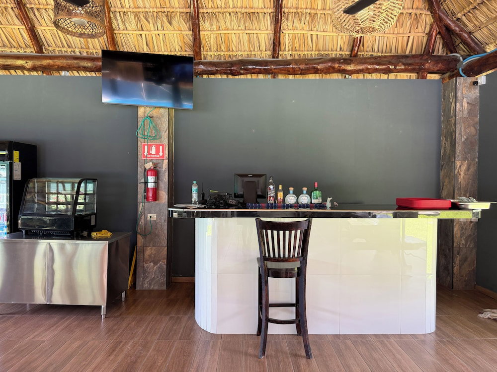 Hotel Restaurante Y Hostal The Eeagle