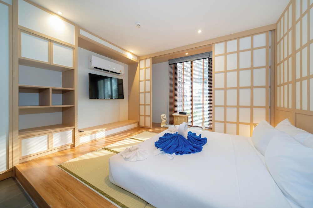 Utopia Dream U2 Prestige Suites & Pool