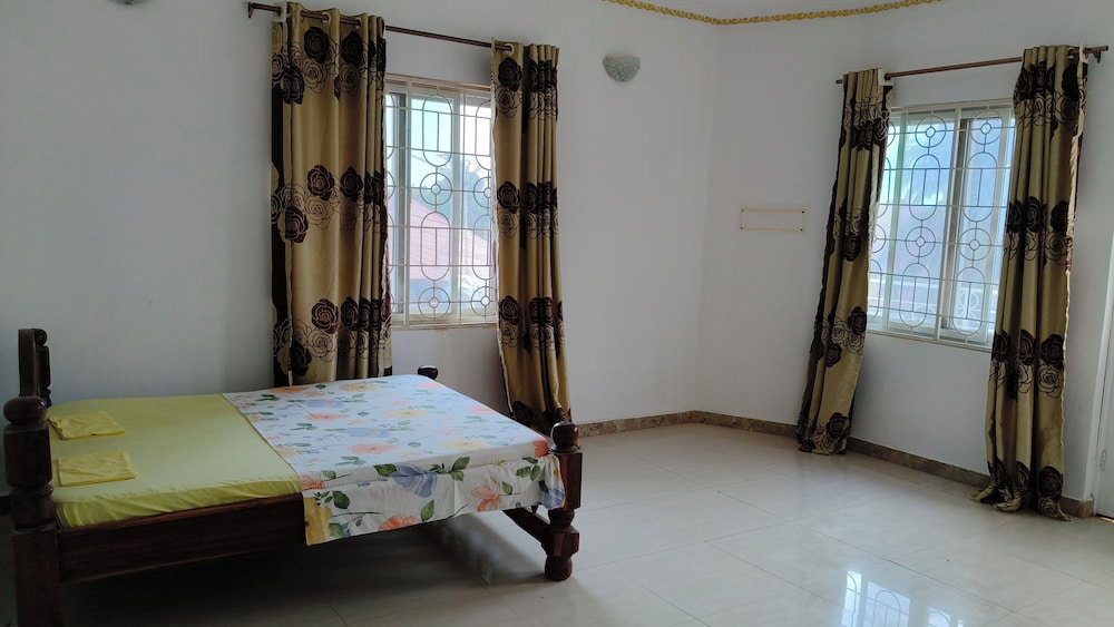 Zanzibar Lux House & Transit