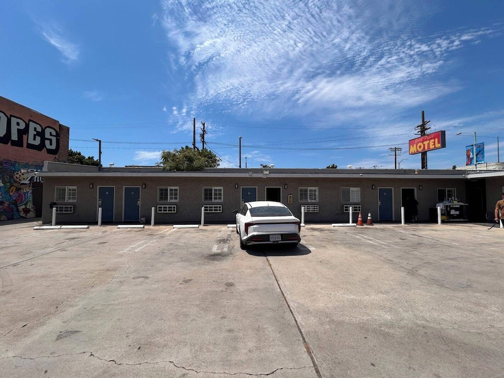 Hotel Sand Piper Motel South Central Los Angeles