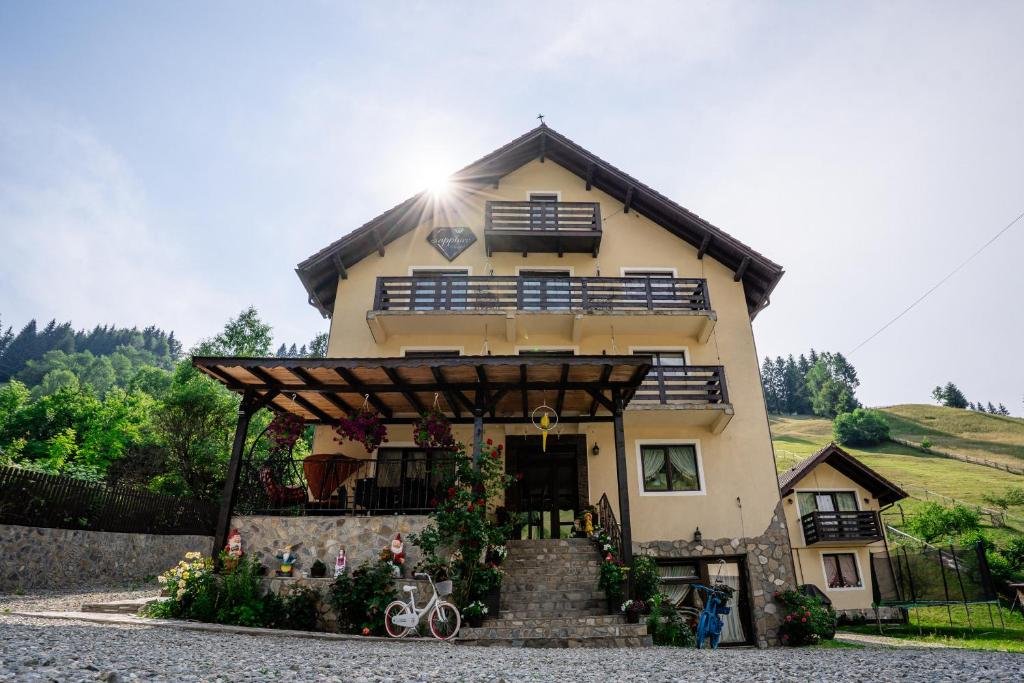 Hotel Sapphire Chalet