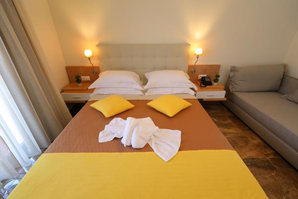 Hotel Artemis Plaza (Loutra, Kassandra)