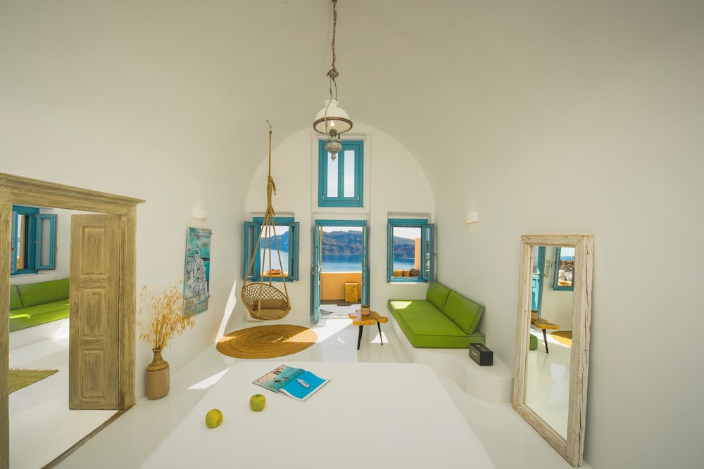 Santa Irini Villa
