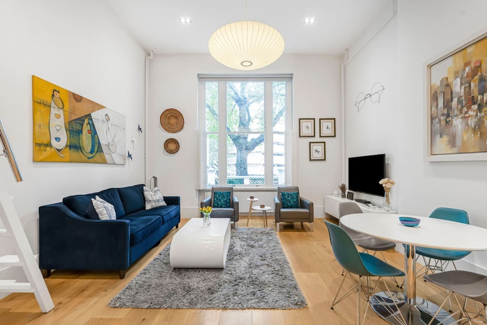 Hotel Bayswater Home High Ceilings Transport Links