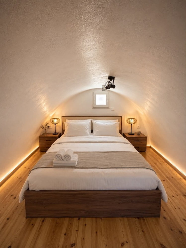 Hotel Black Lithos Residences