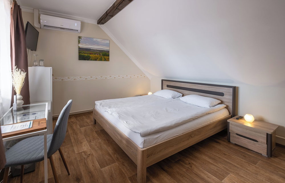 Hotel Dobosi Vendégház