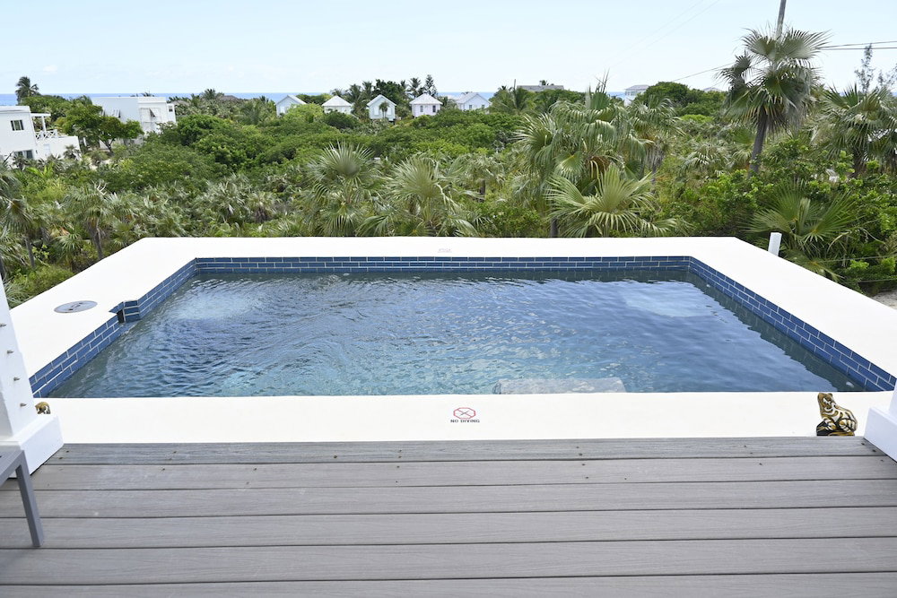 Hotel Cocoa Banks Reserve - Brand New Beach Estate With Pools 4 Bedroom Home