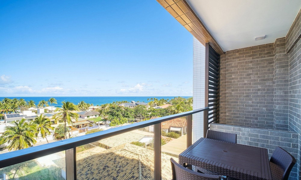 Hotel Apt W/ Balcony & View, Steps From The Sea Rgf0410