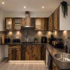 Hotel 3 Bedroom House Sleeps 6 -Garden -Private Parking cazare Feltham