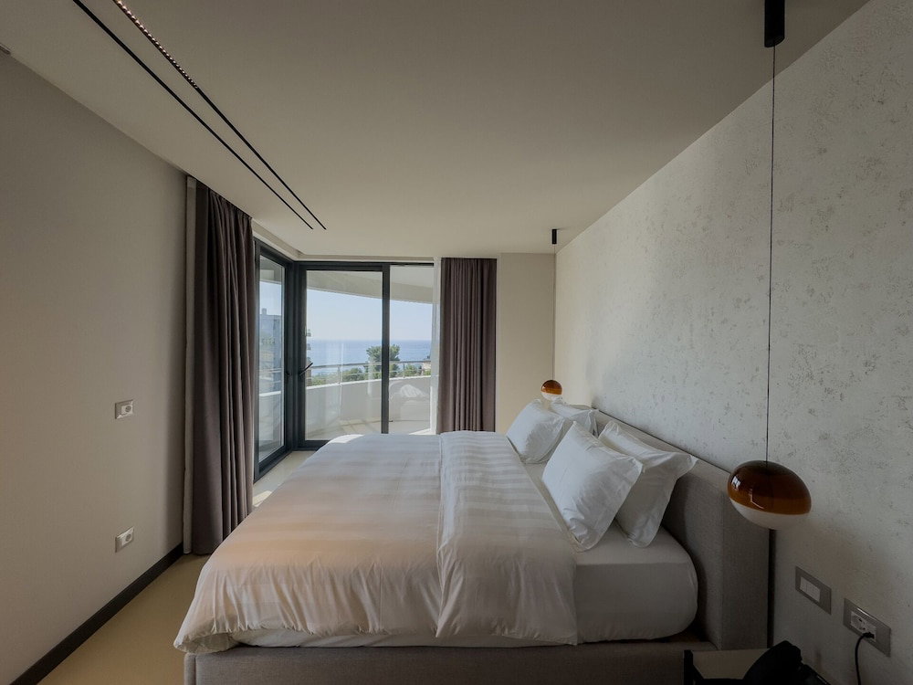 Zins Luxury Rooms