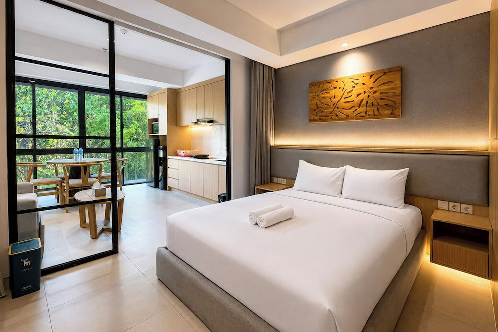Hotel Serene 1Br With Nature View At Apartment Lavaya Nusa Dua Bali