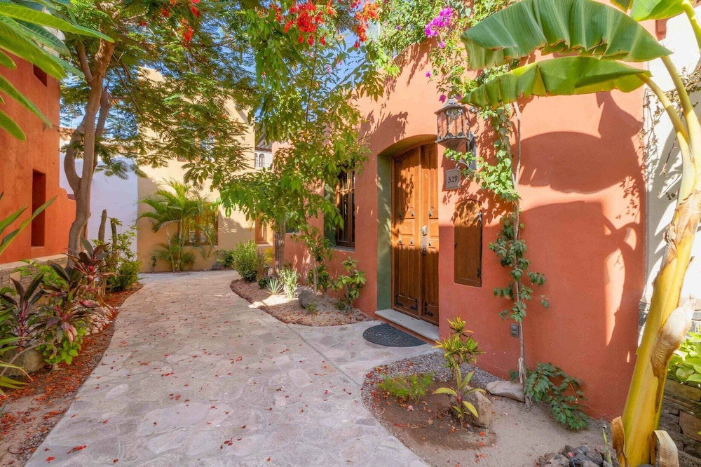 Hotel Beautiful Home In Founder S Few Steps From The Coffee Shop