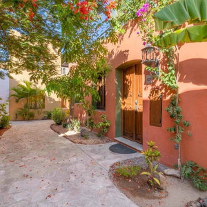 Hotel Beautiful Home In Founder S Few Steps From The Coffee Shop cazare El Loreto Occidental