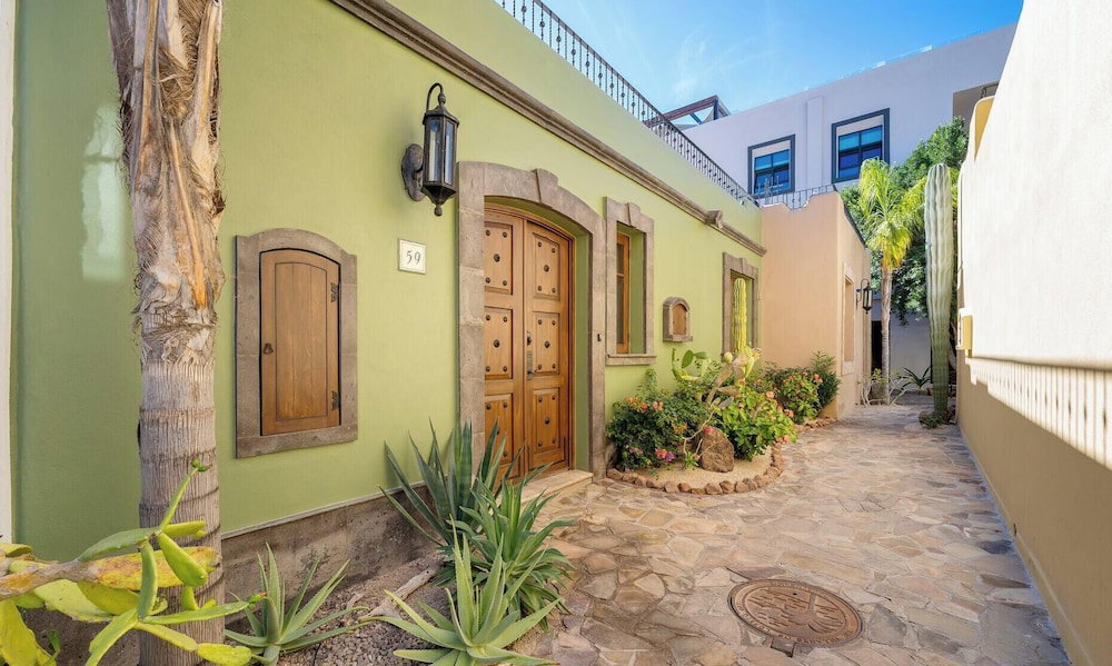 Hotel Welcome To Casa Verde, A Brand-New, Beautifully Remodeled One-Bedroom Home
