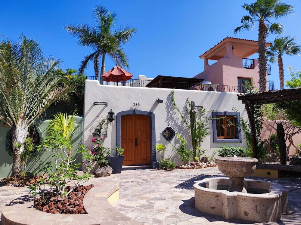 Hotel Beautiful And Cozy Home In Loreto Bay, Close From Pool And Wine Bar