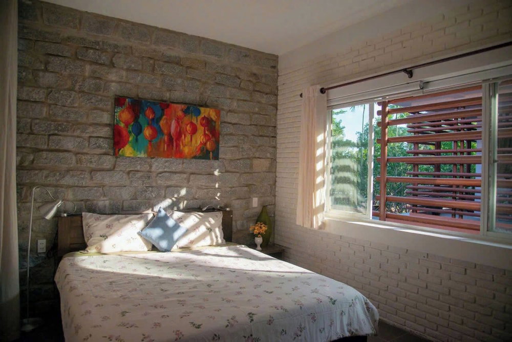 Laoxao Riverstone Villa