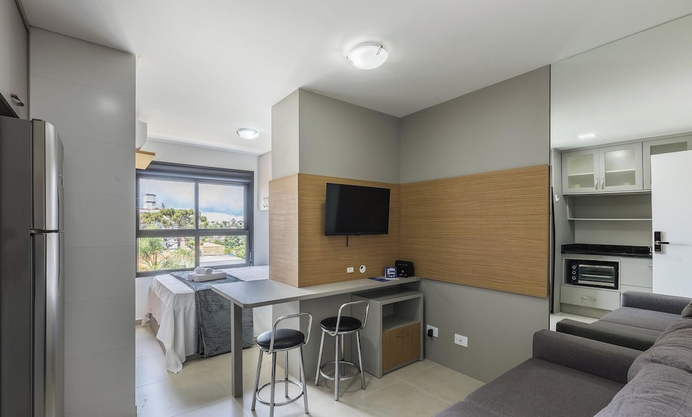 Hotel Studio In Curitiba In Condo With Gym Pla0307