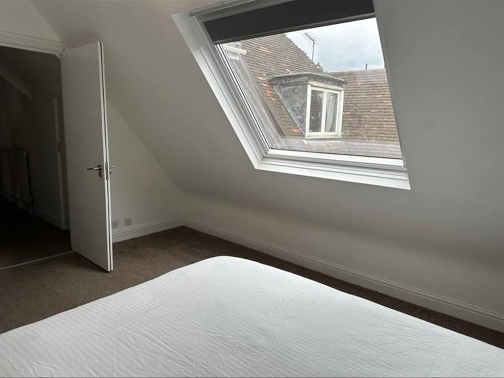 Two Bedroom Flat In Camden