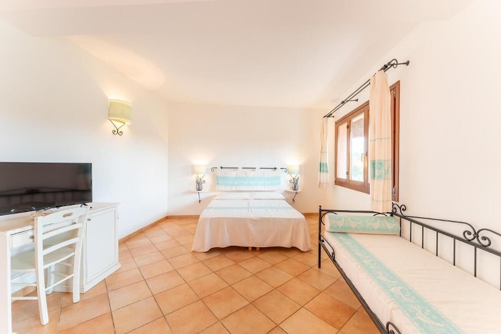 Hotel Residence Baia Dei Mirti M4 Studio Sleeps 4