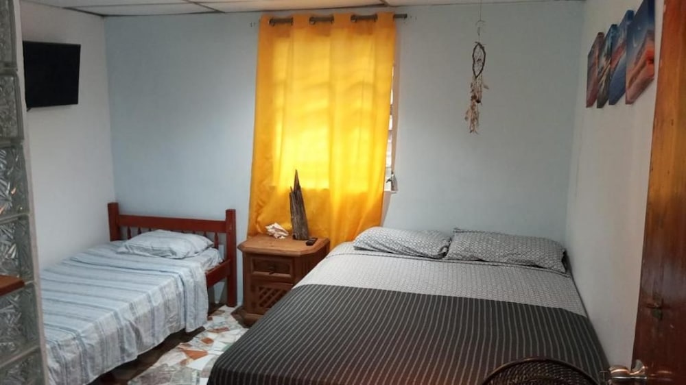 Hotel Hostal Portobelo